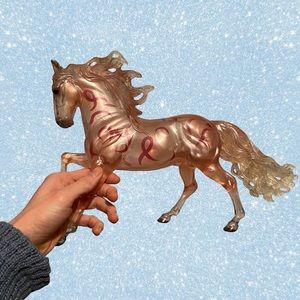 Breyer Pink Ribbon Horse Breast Cancer RARE